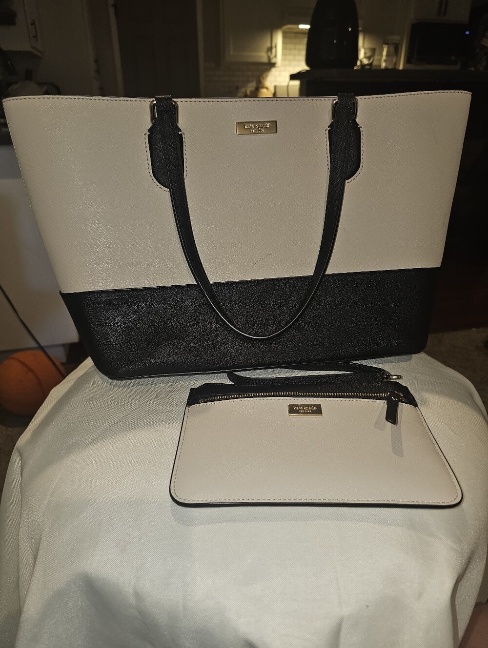 Like New kate spade Two-Tone Cream and Black Tote with Matching Wristlet